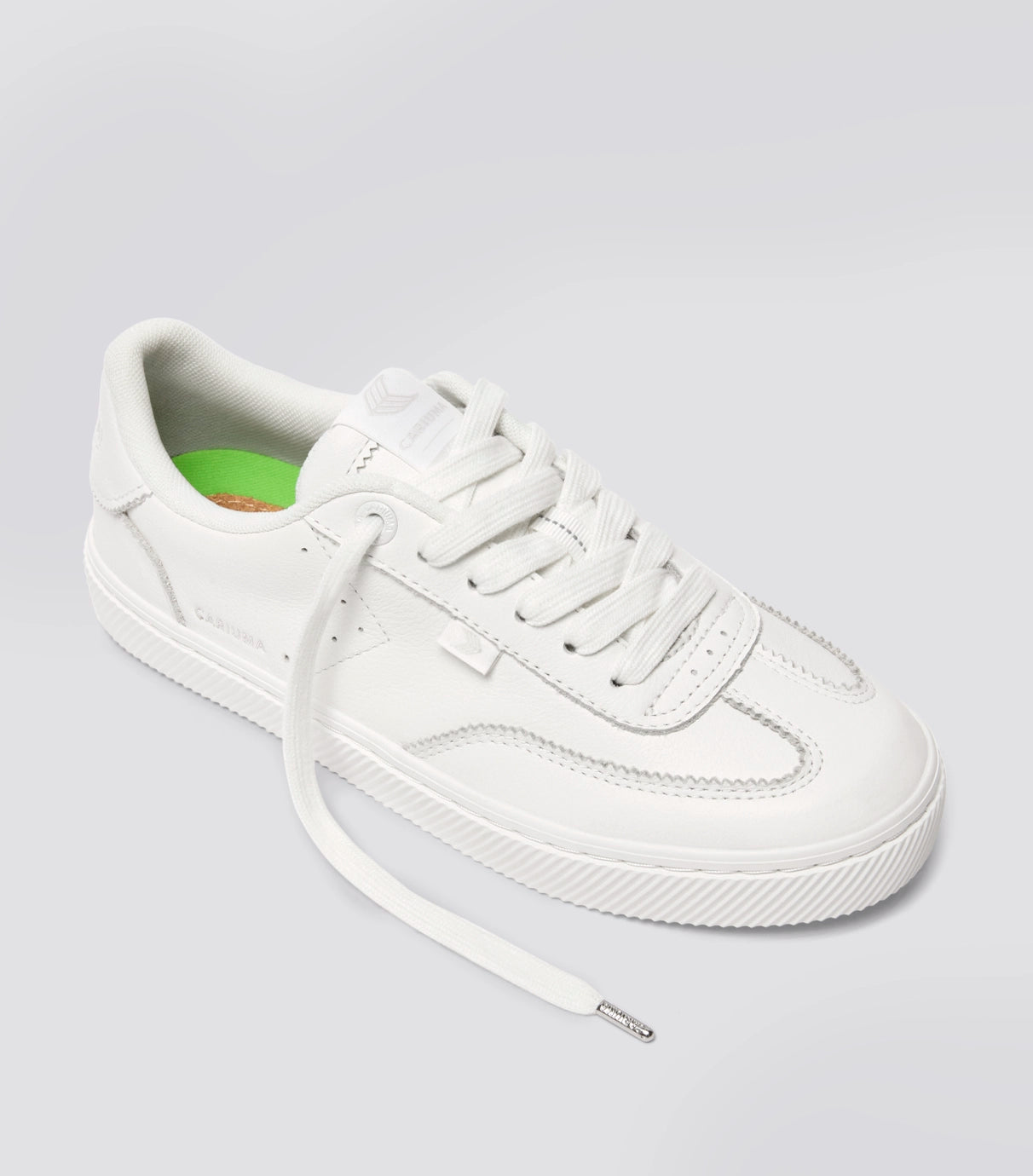 TOCA 皮革德訓運動鞋 白色